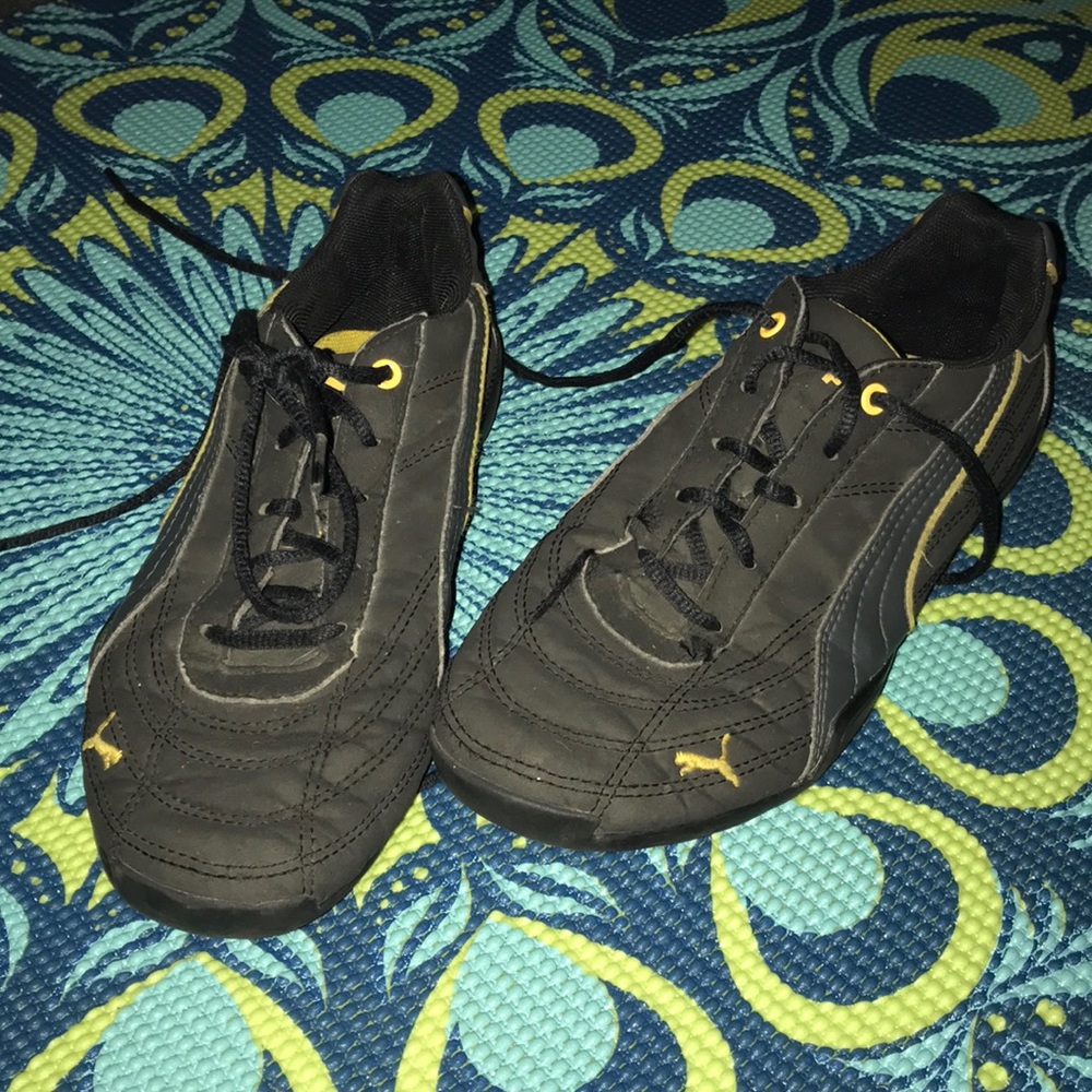 Puma black yellow and gray boys shoes